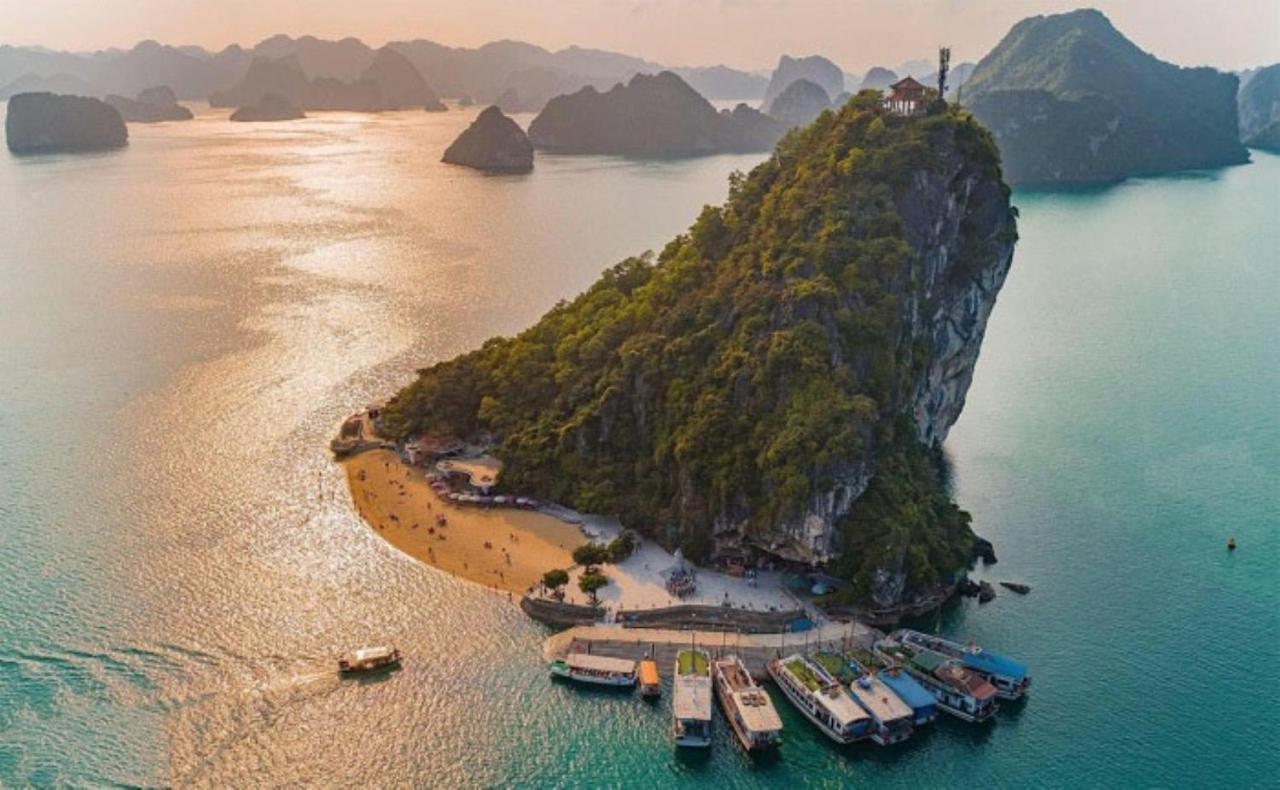 Готель Le Journey Halong Bay Cruises Халонг Екстер'єр фото